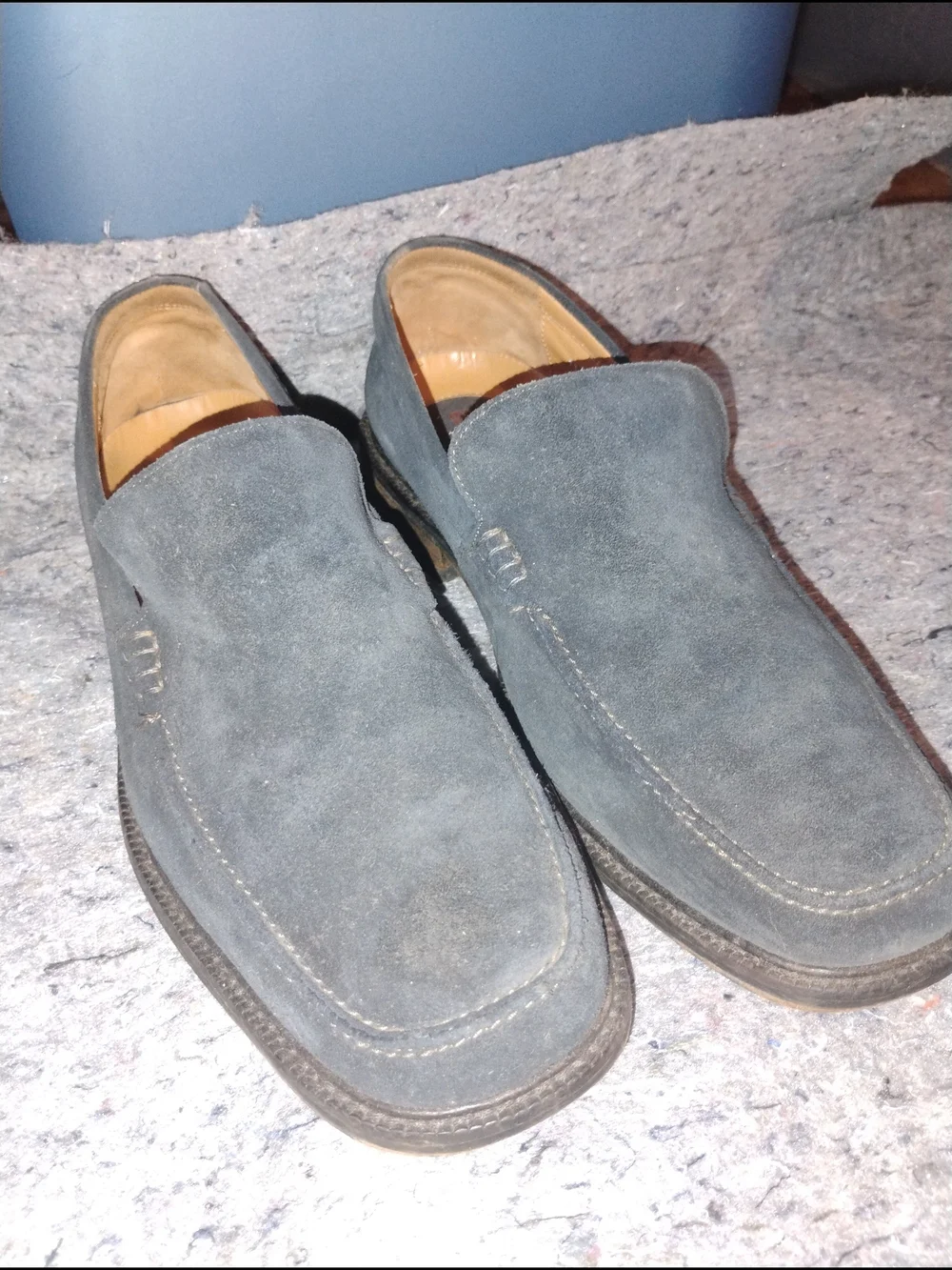Bostonian Men's Suede Loafers in Gray